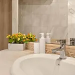 Golden Breeze By Linas Appartement *