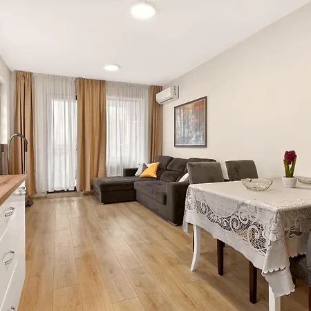 Golden Breeze Apartamento Varna