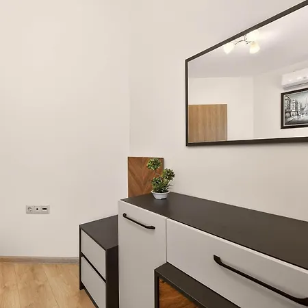 Golden Breeze Apartamento *